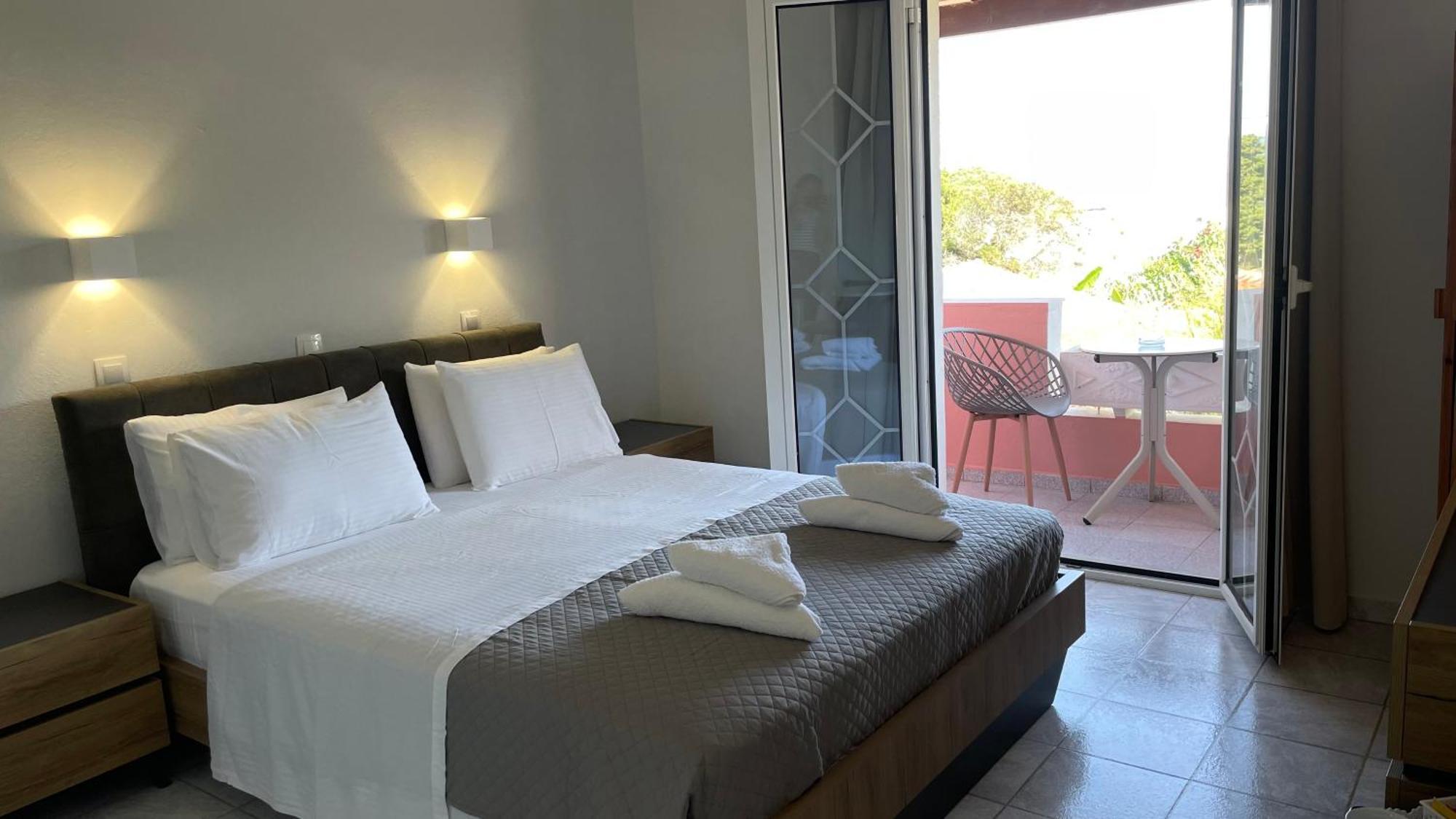 Alonaki Bay Apartment Halikounas Exterior foto